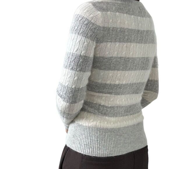 Womens Angora Wool Blend Gray White Striped Fuzzy Soft Preppy Sweater Sz M - Picture 8 of 8